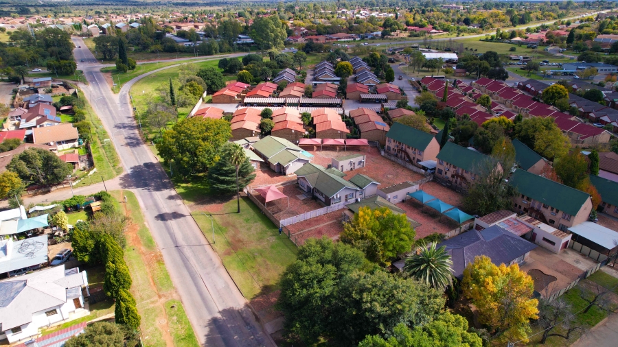 5 Bedroom Property for Sale in Die Bult North West